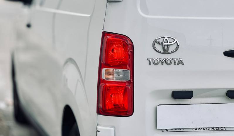 TOYOTA PROACE lleno